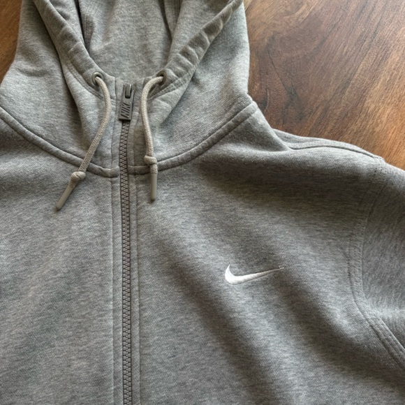 Nike Tech Grey Zip Hoodie Athleisure Sportswear Gym Streetwear Casual Sweater - Picture 5 of 10